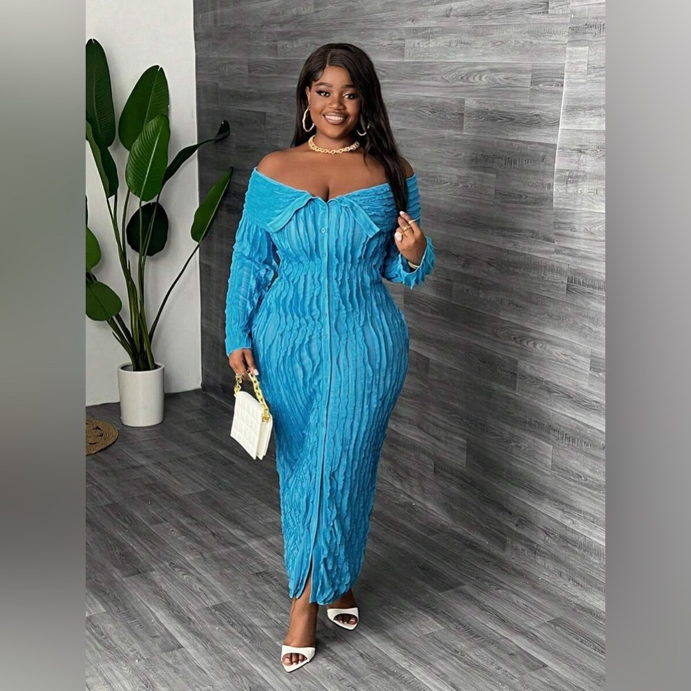 Temptress Off-Shoulder Maxi - Picture 5 of 9